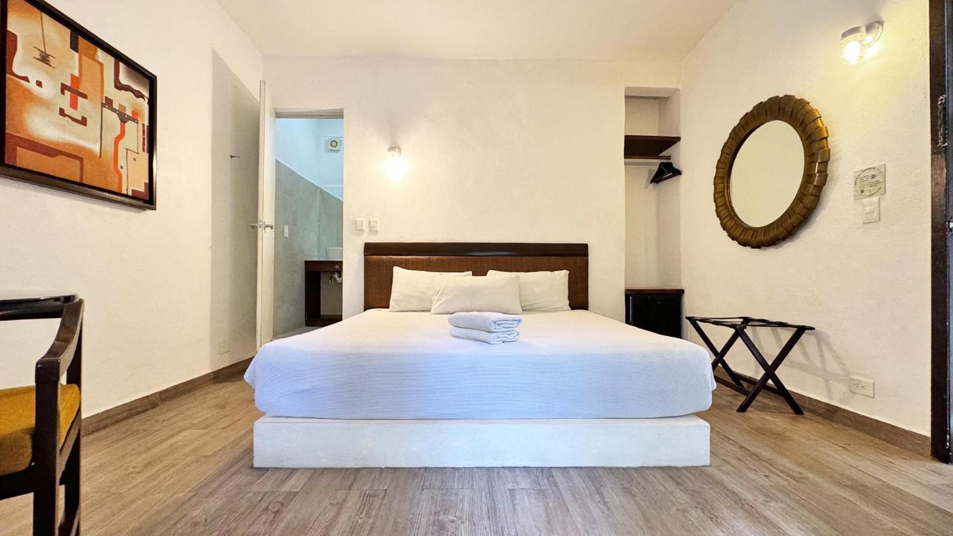 Siesta Fiesta Hotel Adults Only - 5Th Avenue 普拉亚卡门 外观 照片