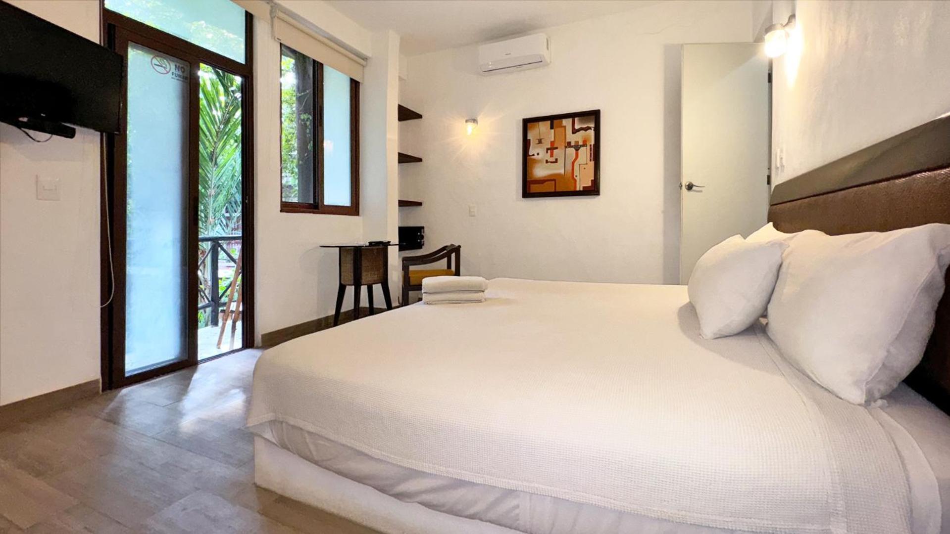 Siesta Fiesta Hotel Adults Only - 5Th Avenue 普拉亚卡门 外观 照片